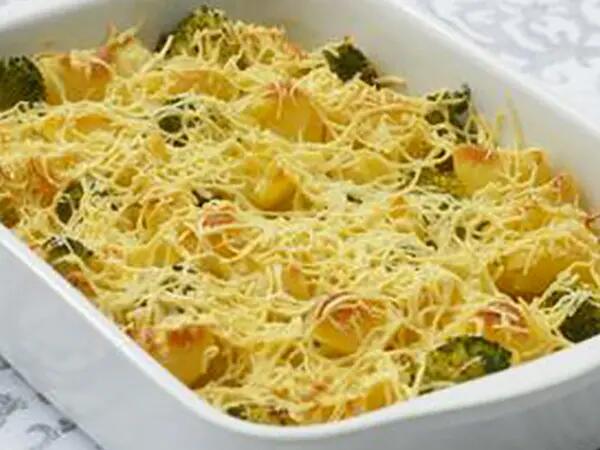 Recettes : Gratin de brocolis aux lardons et fromage de brebis