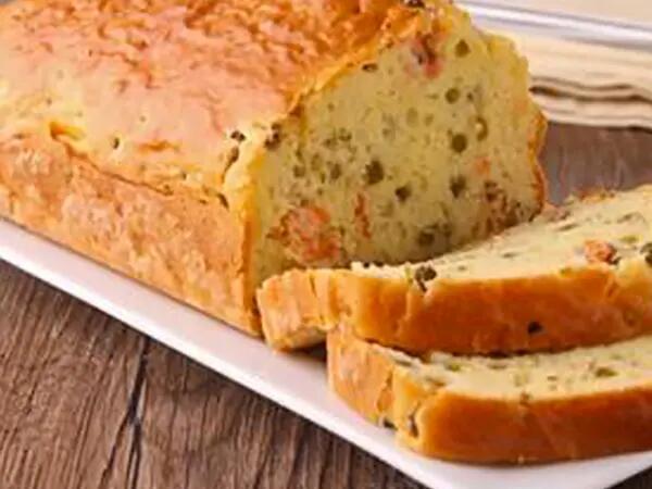 Recettes : Cake au fromage de brebis et morue