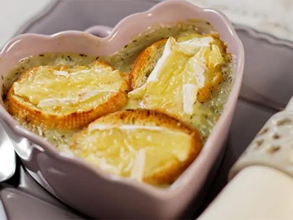 TH01_soupe-a-l-oignon-gratinee-nos-irresistibles-recettes