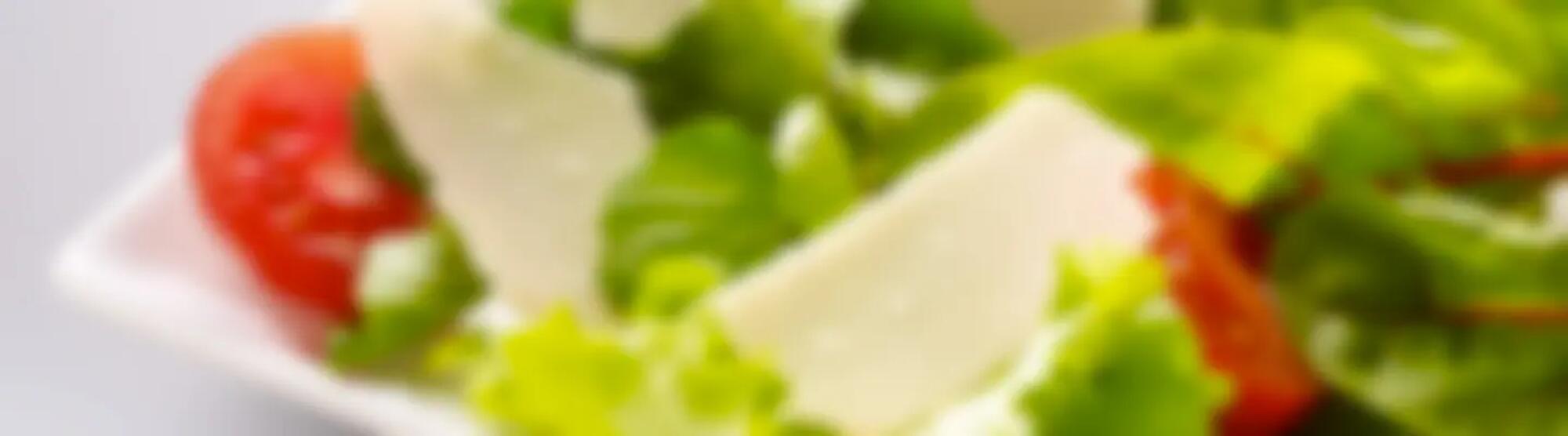Recette : Salades composées aux copeaux de Grana Padano