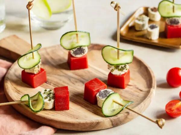 Recettes : Pics de gelée de tomate aux fromages apéritifs ail et fines herbes