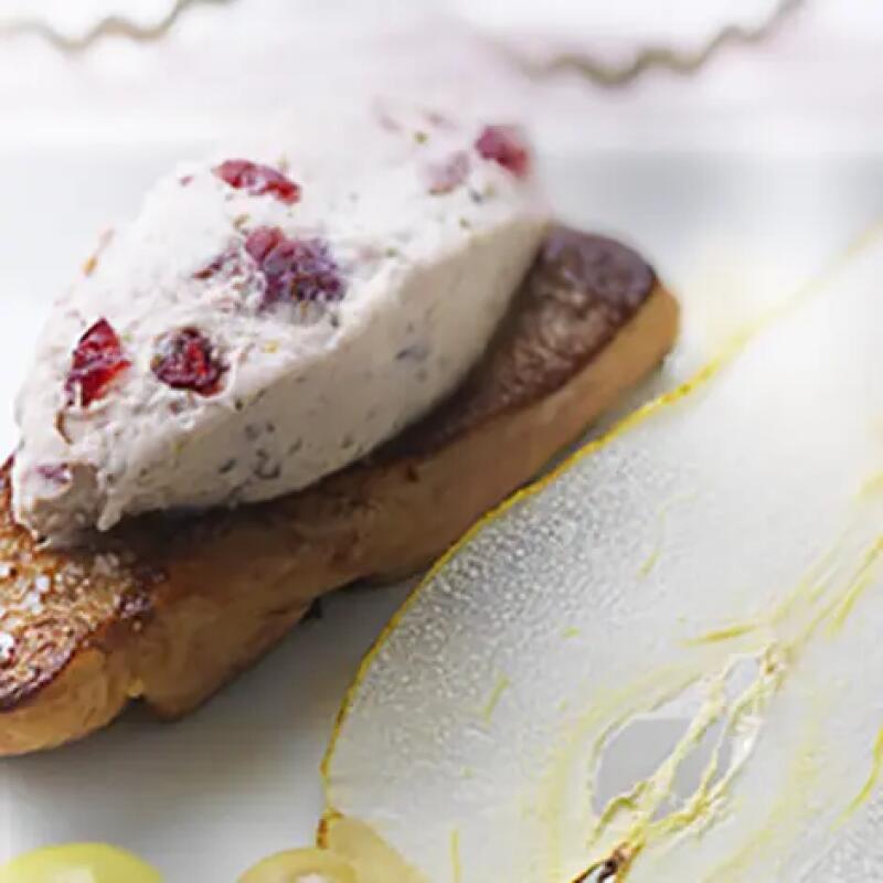 Recette : Foie gras poêlé, fruits et fromage frais
