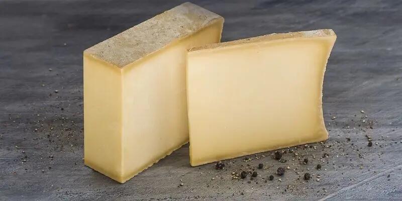 Par Quoi Remplacer Le Beaufort Dans La Fondue Quels fromages choisir pour votre fondue savoyarde ?