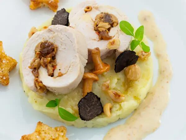 TH01_roulade-de-dinde-et-mousseline-de-pommes-de-terre-aux-champignons