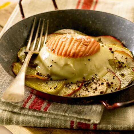 Recette : Fromage sur galette de pommes de terre