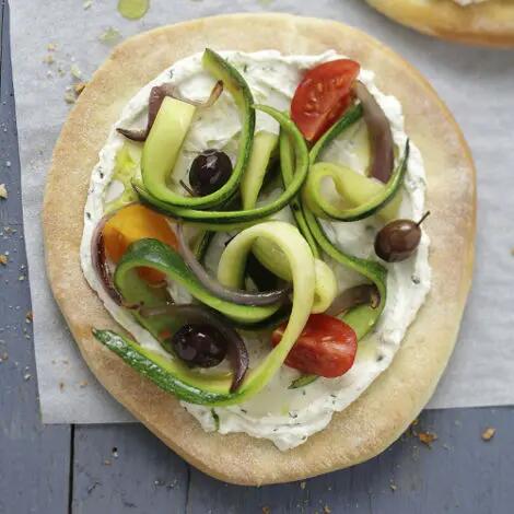 Recette : Mini pizza niçoise au fromage frais