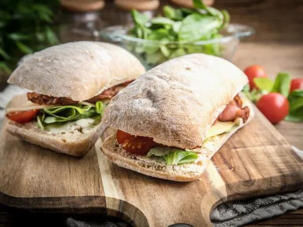Recettes : Sandwich au gigot d'agneau et fromage