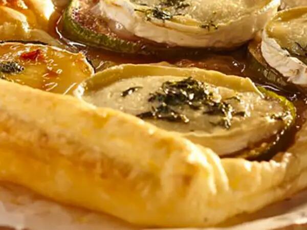 TH01_tarte-flambee-au-fromage-de-chevre-et-figues