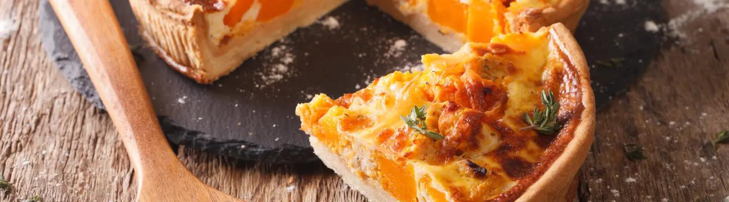 Recette : Tarte potiron carottes, fane de carotte et fromage bleu