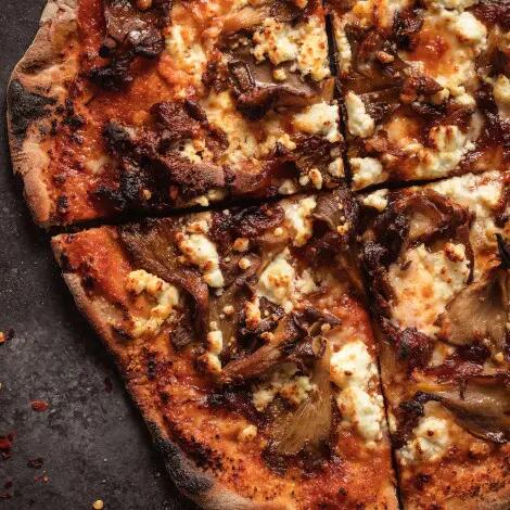 Recette : Pizza au fromage de chèvre frais à la Majorquine