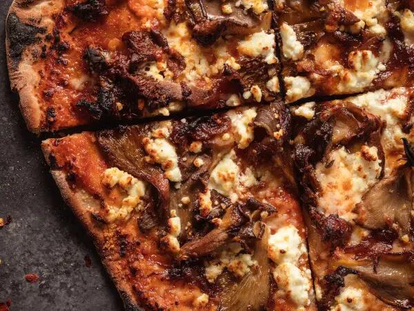 Recettes : Pizza au fromage de chèvre frais à la Majorquine