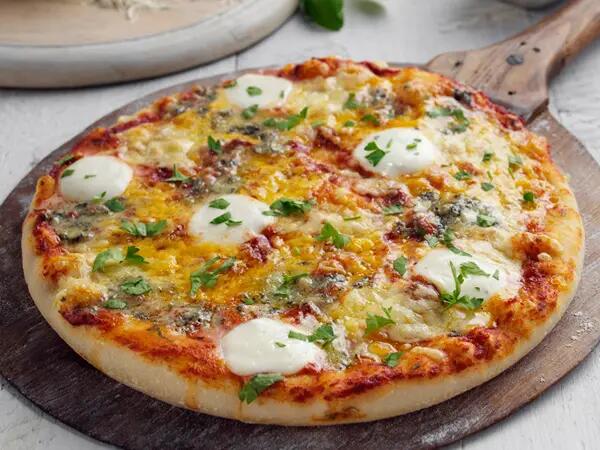 Recettes : Pizza quatre fromages