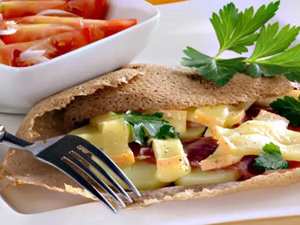 TH01_galettes-savoyardes-fromage-a-raclette-RICHES MONTS