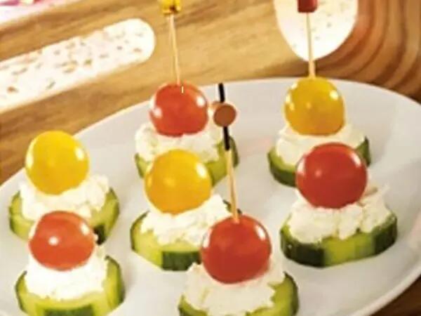 Recettes : Bouchées au concombre et fromage frais