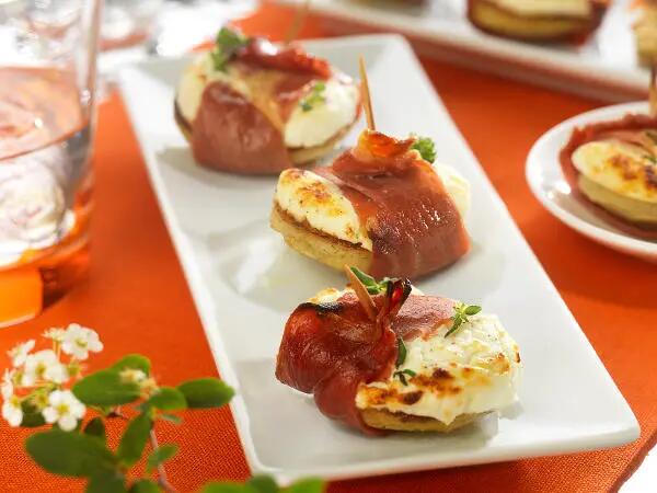Recettes : Fond d'artichaut farci au chèvre chaud