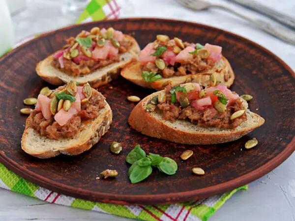 Recettes : Toasts de fromage, pomme et magret de canard