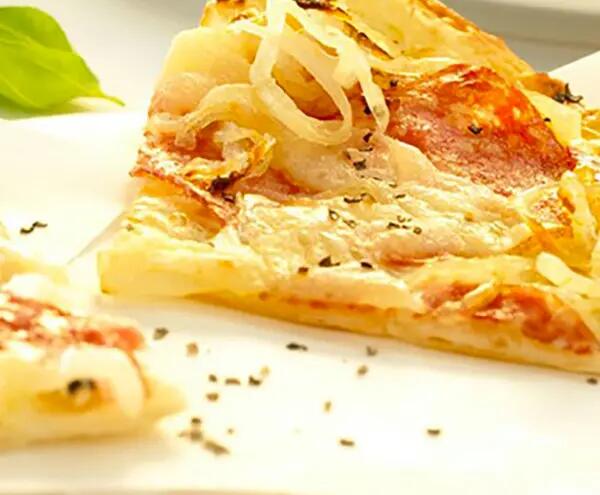  Tartes flambées aux oignons et fromage