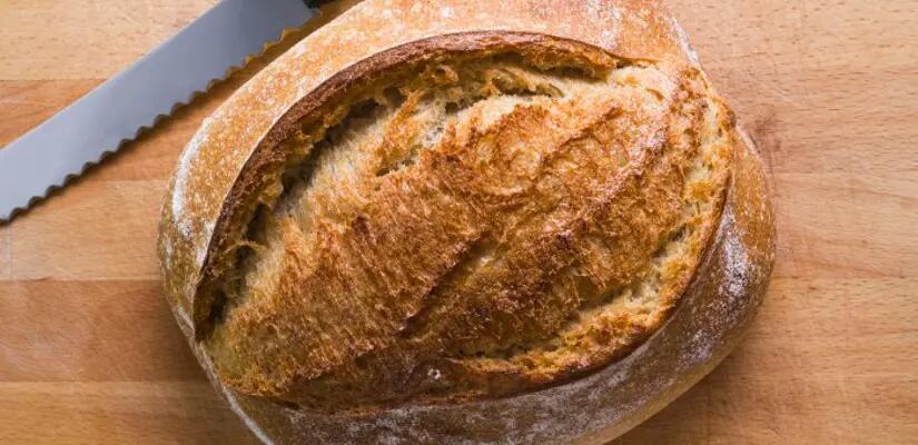 Miche de pain au levain pour le goûter