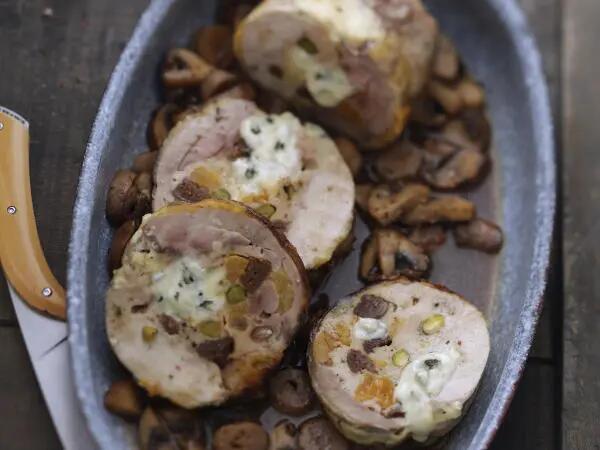 Recettes : Pintade farcie aux fruits secs et au bleu