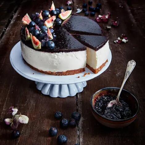 Recette : Cheesecake au fromage frais, myrtilles et figues