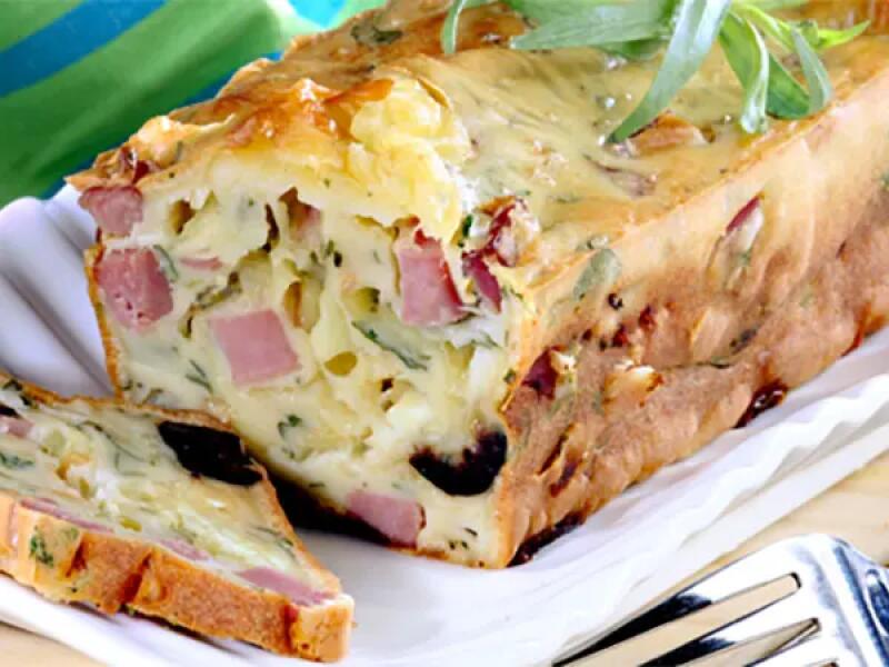 TH01_cake-aux-herbes-et-au-fromage-a-raclette-RICHES MONTS
