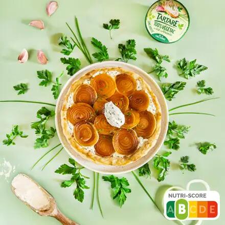 Recette : Tatin d’oignons à la tartinade végétale ail et fines herbes