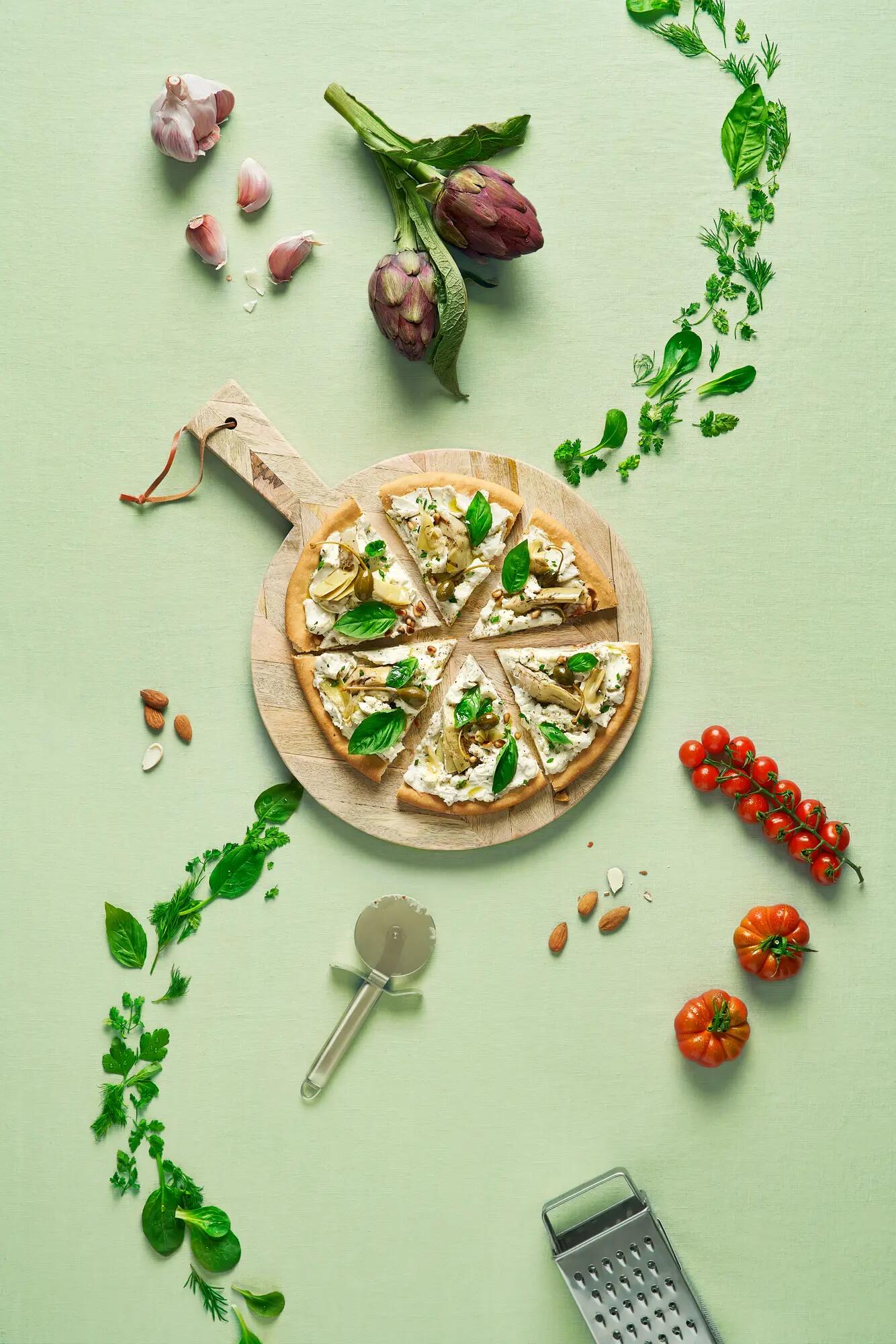 Pizza bianca à la roquette et tartinade végétale