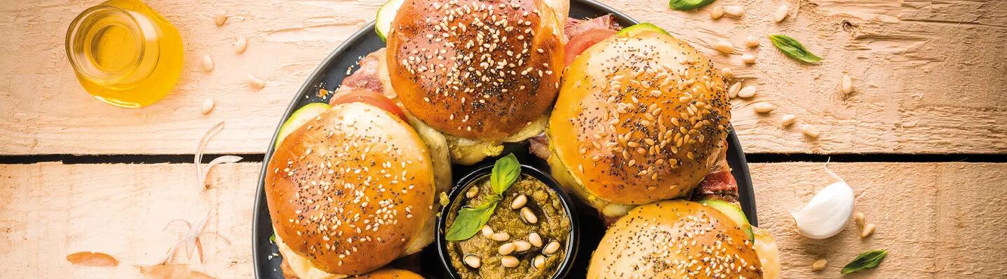 Recette : Couronne de burger au boeuf, pesto et fromage à raclette