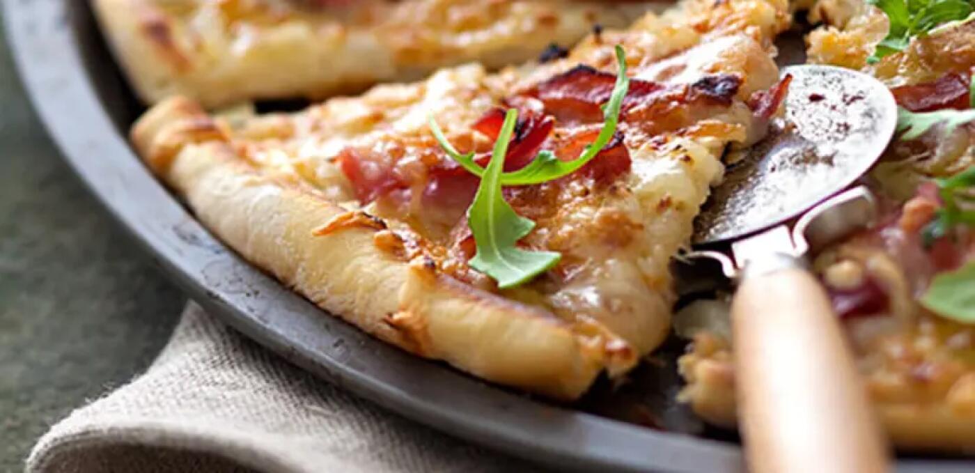 TH05_pizza-jambon-fume-parmesan-giovanni-ferrari
