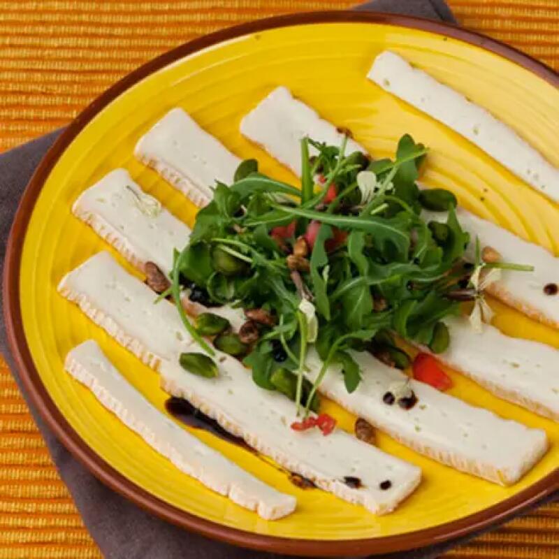 Recette : Salade roquette aux pistaches et au fromage