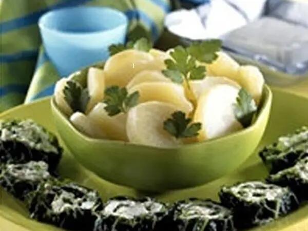 Recettes : Médaillons de chou au fromage frais et salade de pommes de terre