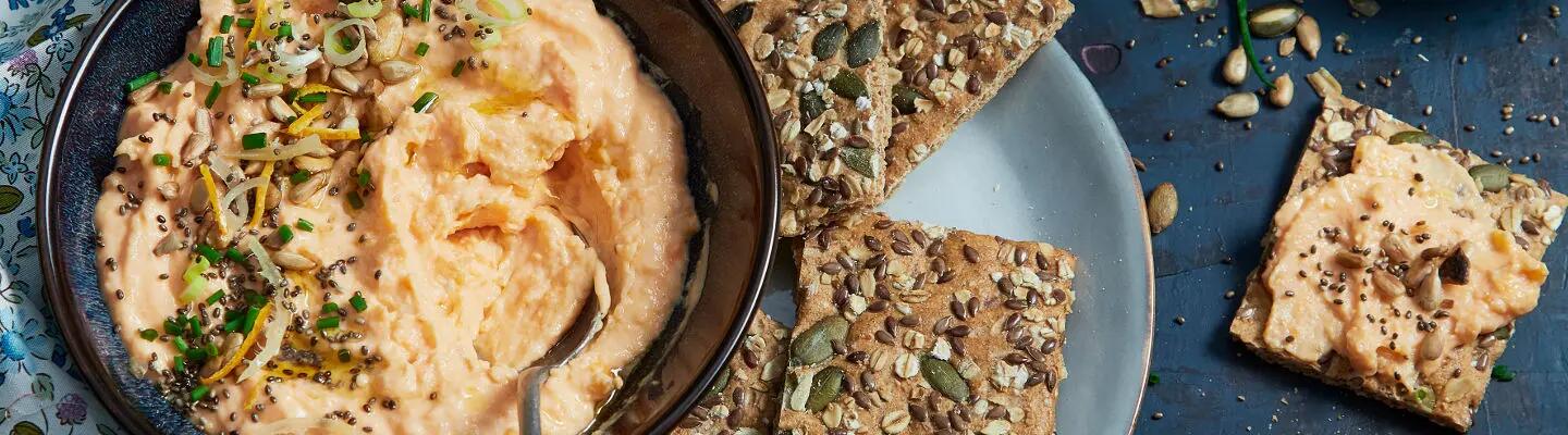 Recette : Guacamole de patate douce et crackers aux céréales
