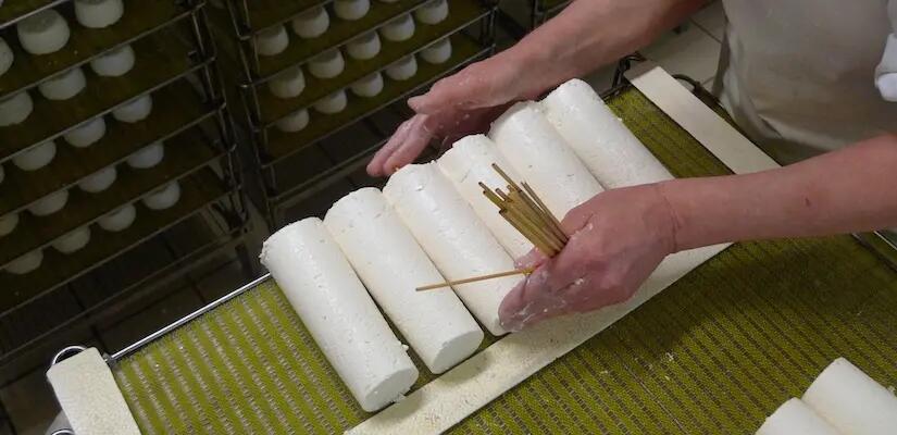 Saintemaure de Touraine, jamais sans sa paille