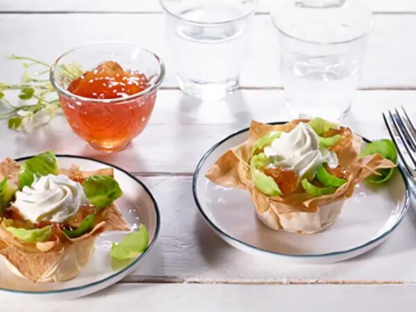TH01_tartelettes-au-chevre-frais-et-choux-de-bruxelles