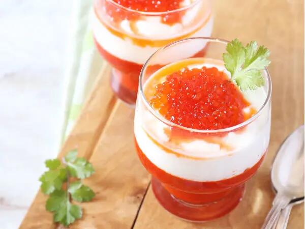 TH01_verrine-aux-legumes-confits-fromage-frais-et-crackers_adobe