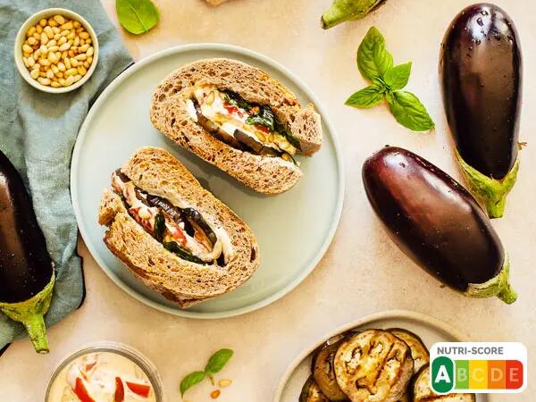 Recettes : Sandwichs aux aubergines grillées et fondue de poivrons au fromage frais