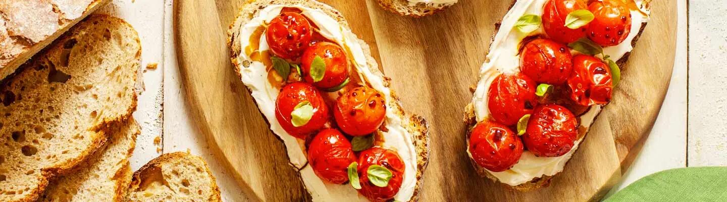 la02 Tartines de tomates rôties, caramel balsamique