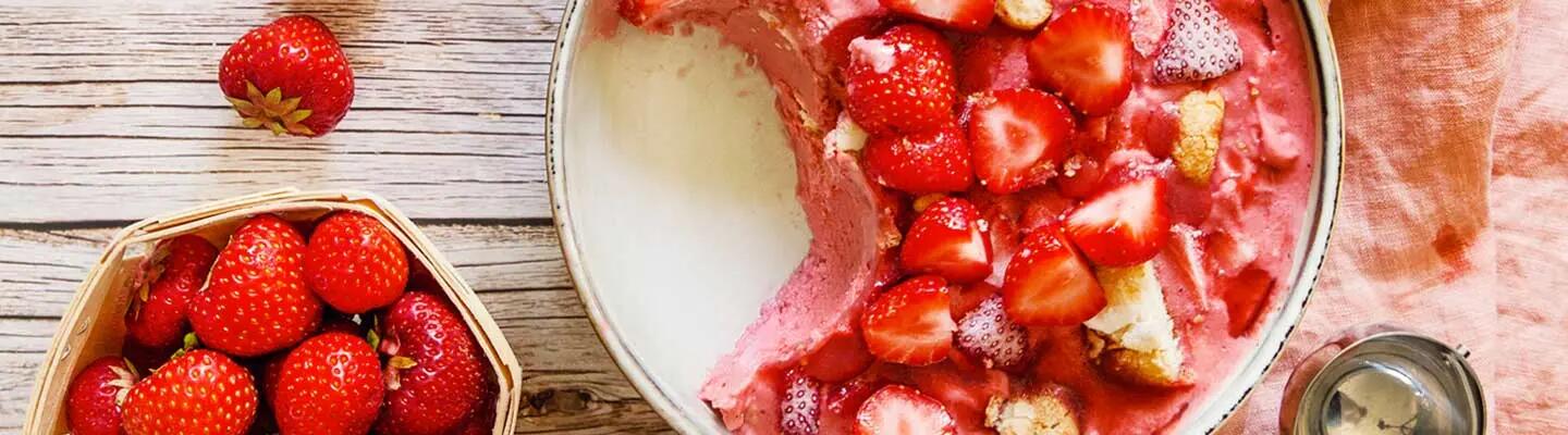 Recette : Glace à la fraise (façon charlotte)