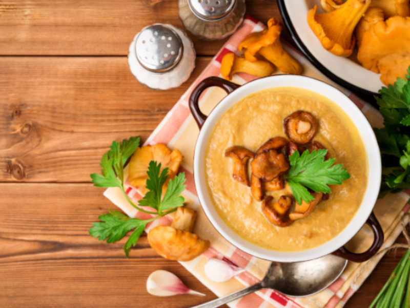 Soupe de butternut aux girolles et fromage