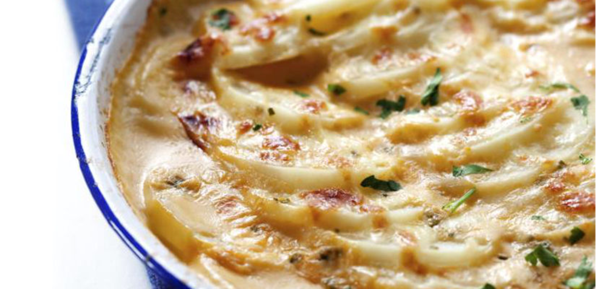 Gratin de pommes de terre au fromage à raclette