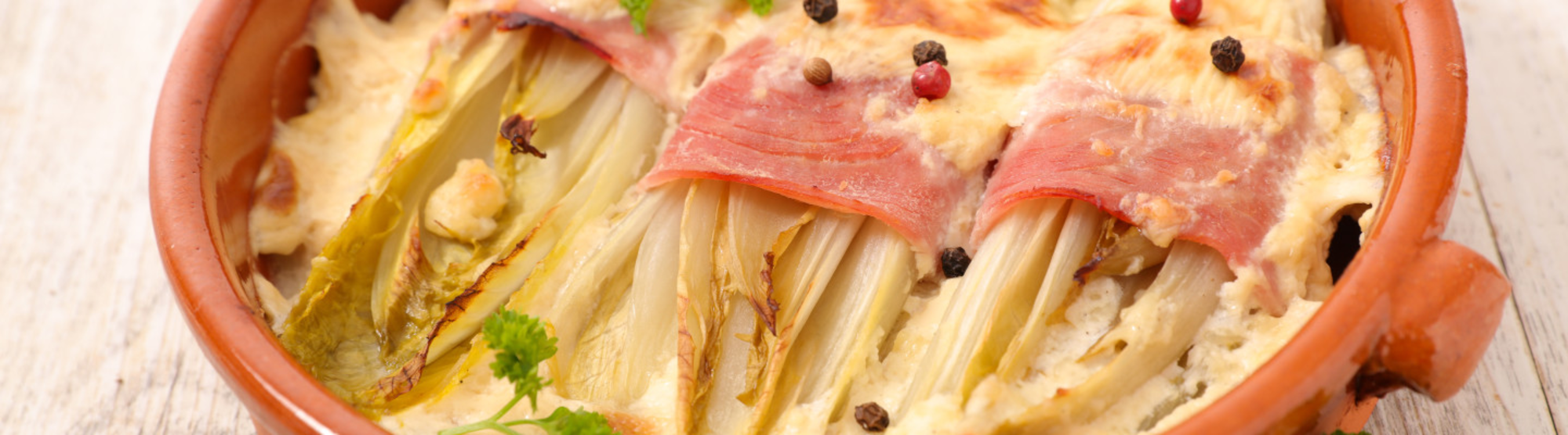 Endives braisées au jambon en crème de bleu