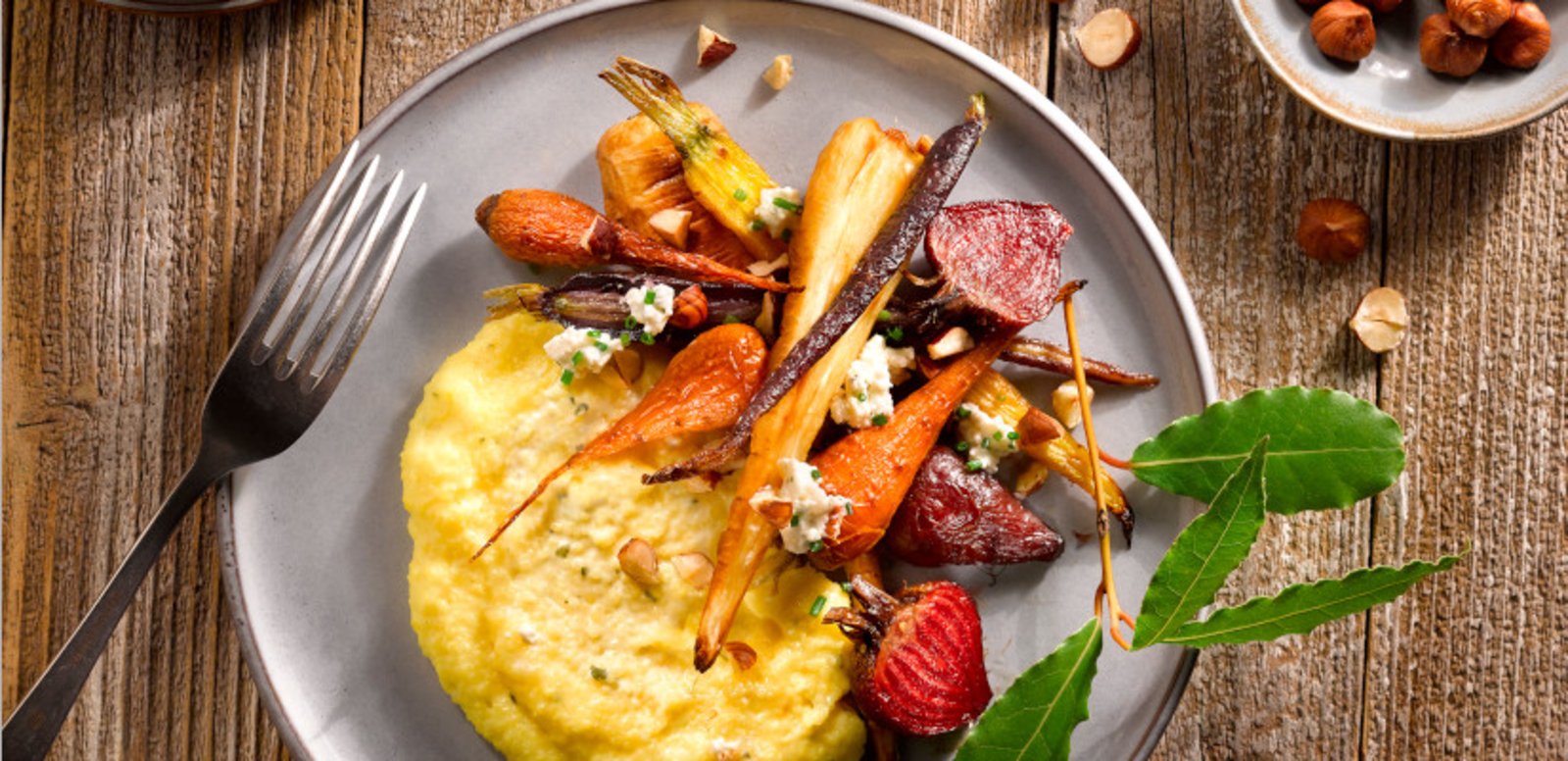 Légumes rôtis et polenta avec fromage allégé