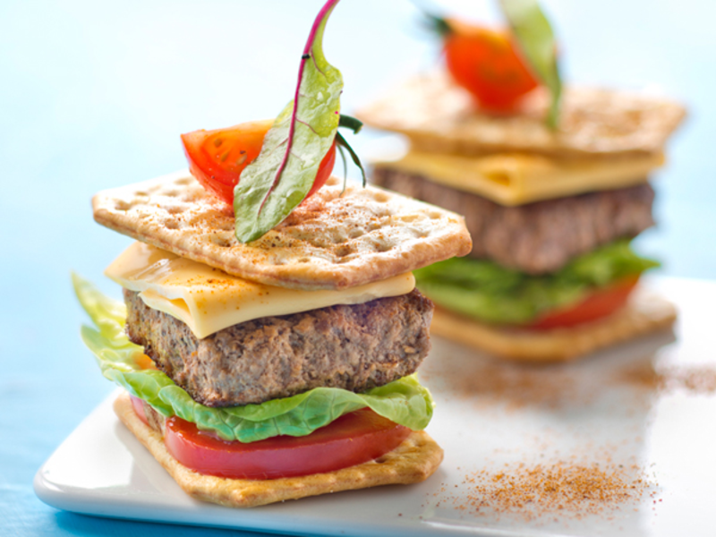 Mini burgers aux biscuits apéritifs