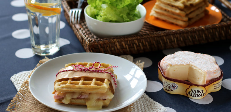 Gaufre salée surprise au jambon et fromage