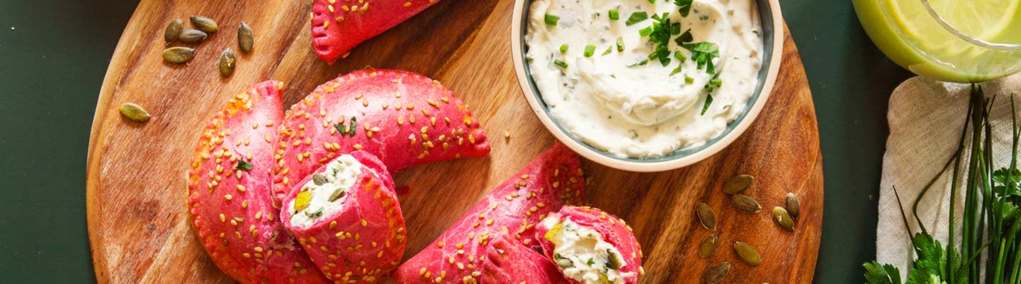 Chaussons à la poire et au fromage ail et fines herbes