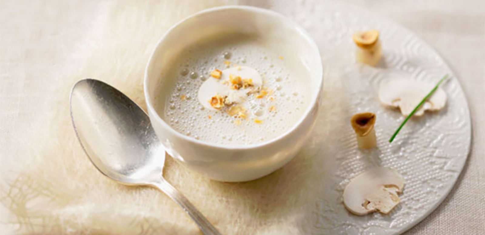 TH05_veloute-de-topinambours-au-fromage-frais