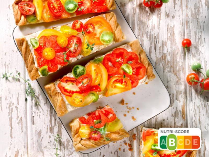 Tarte aux tomates et fromage ail et fines herbes