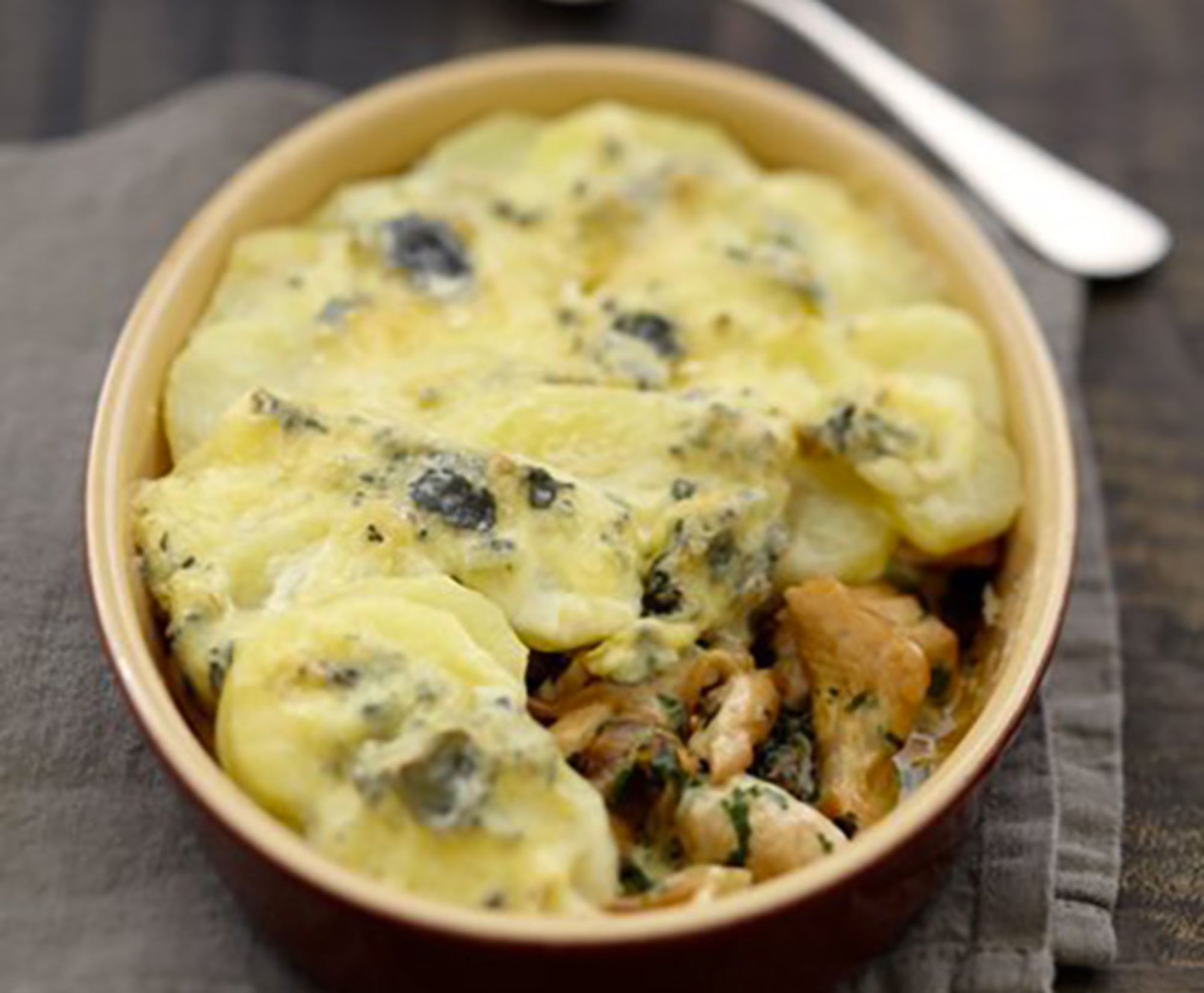 TH06_tartiflette-au-poulet-et-bresse-bleu