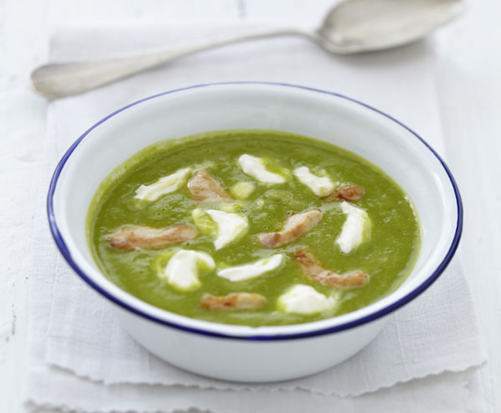 TH06_soupe-verte-poulet-carre-frais