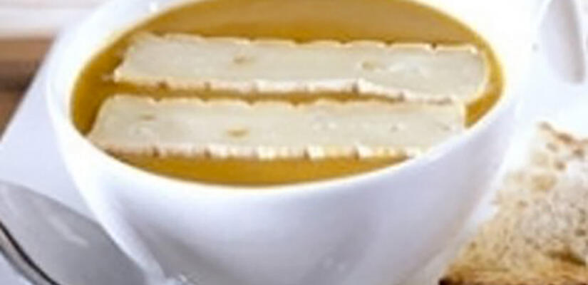 Soupe potiron-châtaigne au fromage